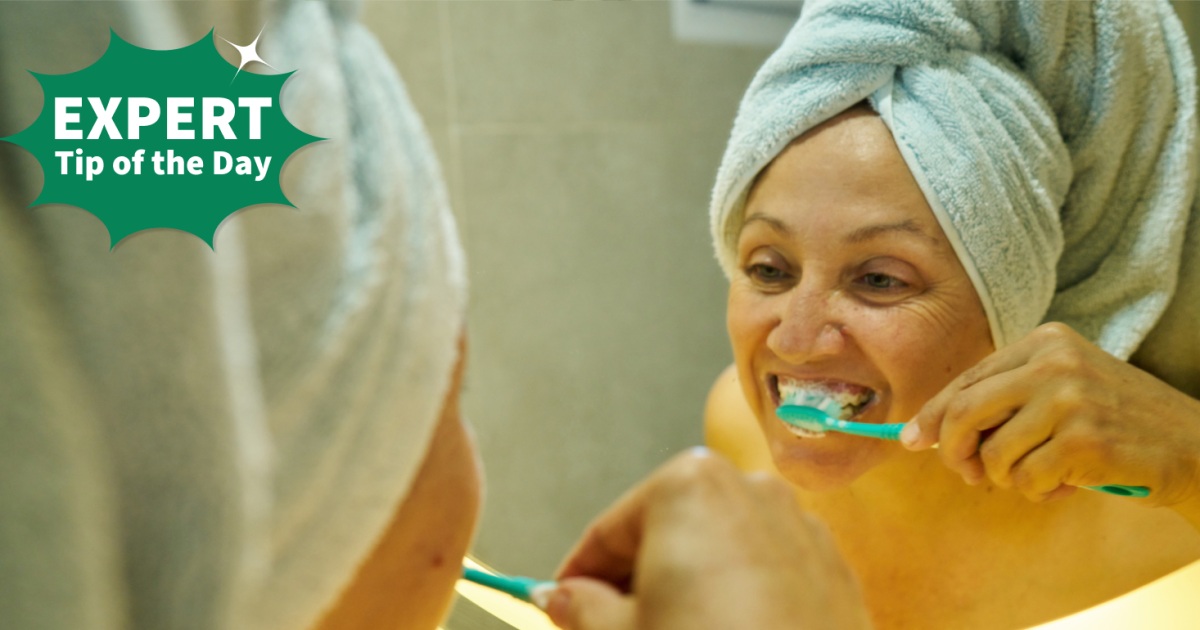 An Orthopedic Surgeon Brushes Her Teeth Standing in This 1 Position for Healthy Aging