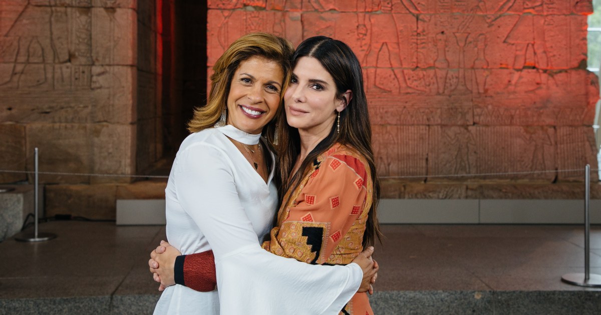 How 1 Call with Sandra Bullock ‘Changed the Course of' Hoda Kotb's Life