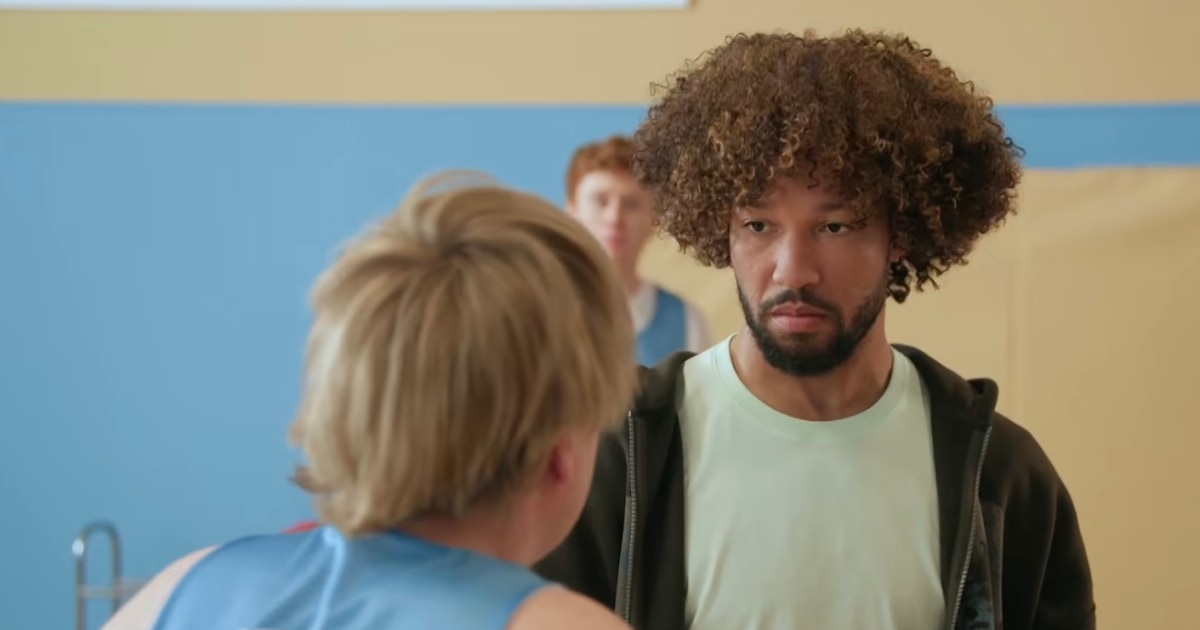 today.com - Jalen Brunson Shines as A Transfer Student in Hilarious 'SNL' Spoof of 'High School Musical'
