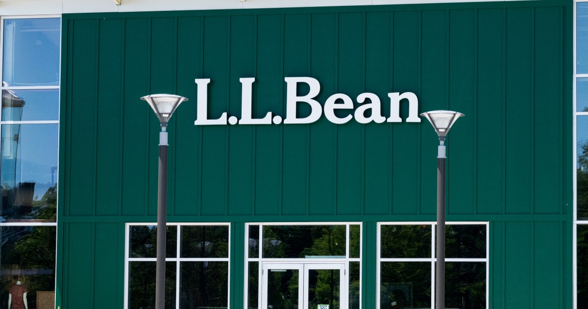 L.L. Bean Sold 1 Million of This Bag, Experiencing a Major Comeback: ‘Can't Build Them Fast Enough'