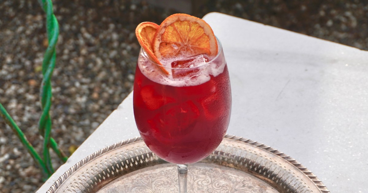 Seasonal Cocktails: A Spiced Pear French 75, Sans-Gria and More