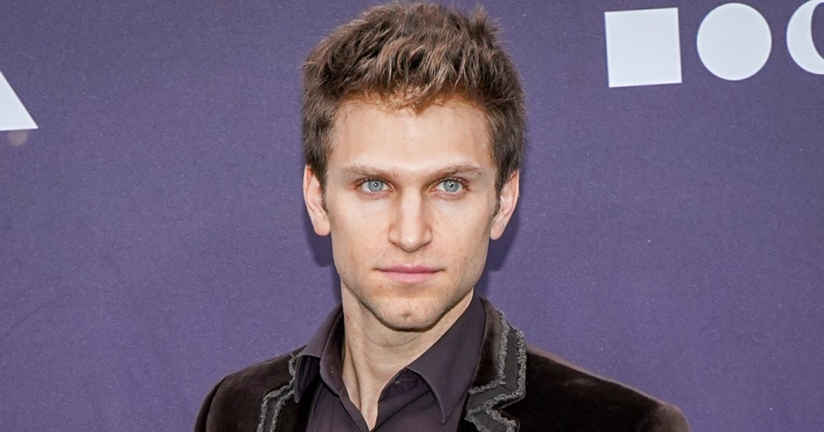 Pretty Little Liars Actor Keegan Allen Mugged at Gunpoint in West Hollywood