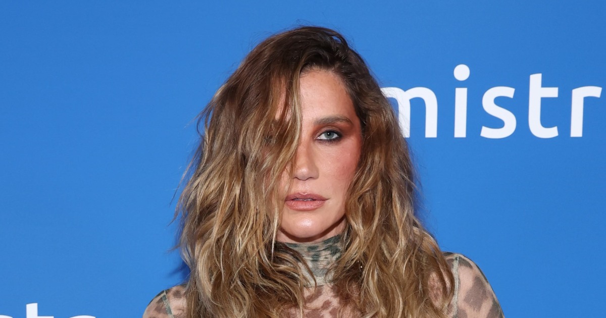 Kesha Releases "Backstabber" Music Video After 16 Years