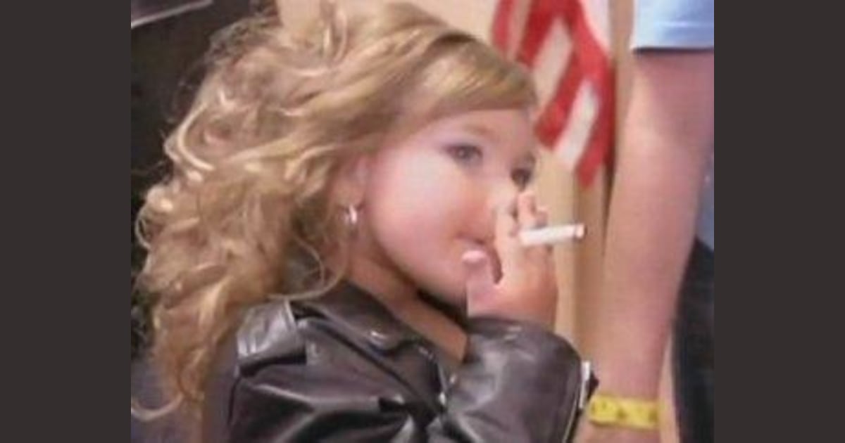 Four-year-old hits the stage with cigarette on 'Toddlers & Tiaras'