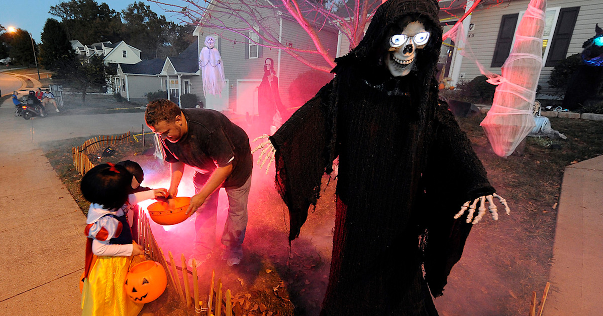Paranoid parents xray Halloween candy Crazy, or smart?