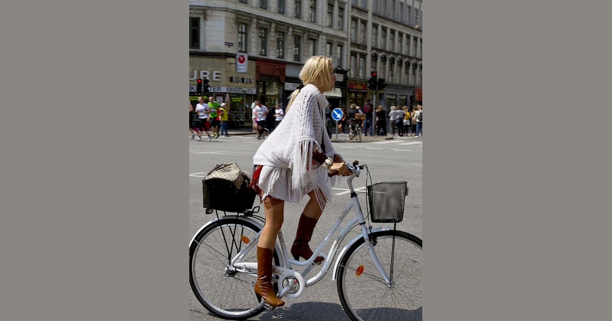 Biking in heels A do or a don t