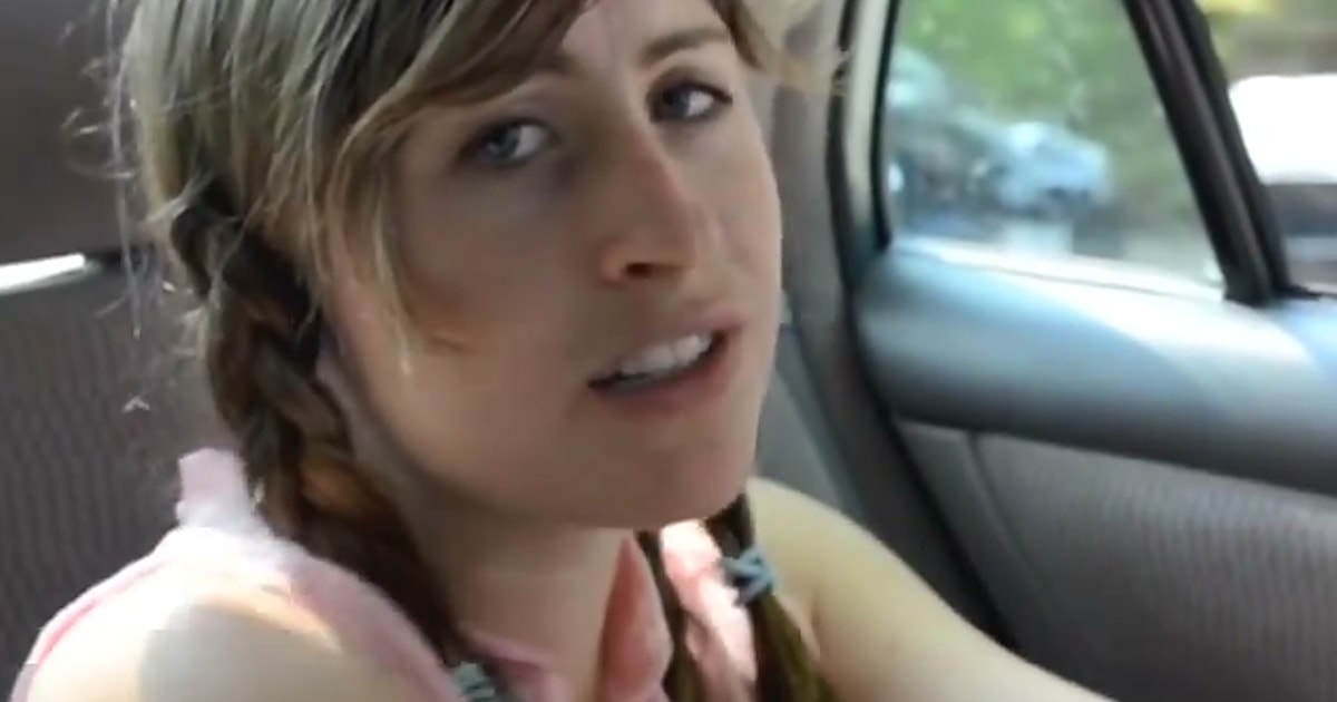 Sisters Rewrite Alanis Morissette Hit So It S Finally Ironic