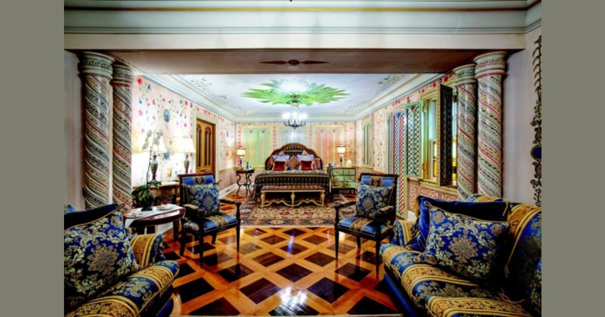 書 CASA VERSACE: LIVING WITH ART 書 CASA VERSACE: LIVING WITH ART The Villa Casa Casuarina