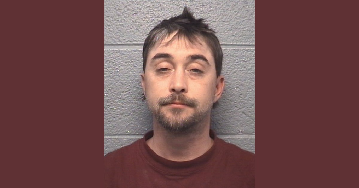 Moonshiners' actor arrested for drinking in public