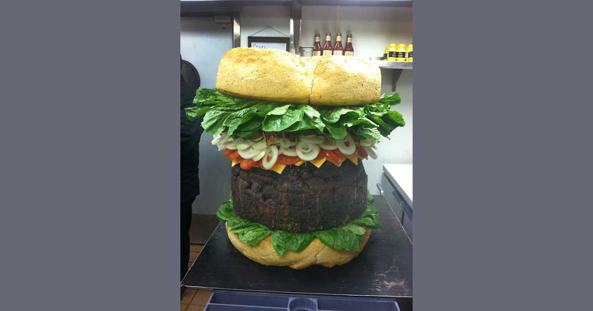 'Absolutely Ridiculous' Restaurant creates 338pound burger