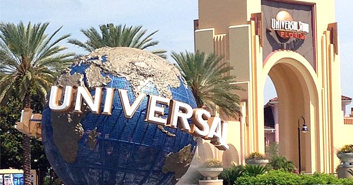 Large crowd welcomes TODAY to Orlando