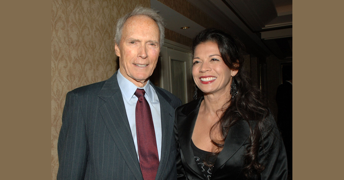 Clint Eastwood #39 s wife has filed for divorce