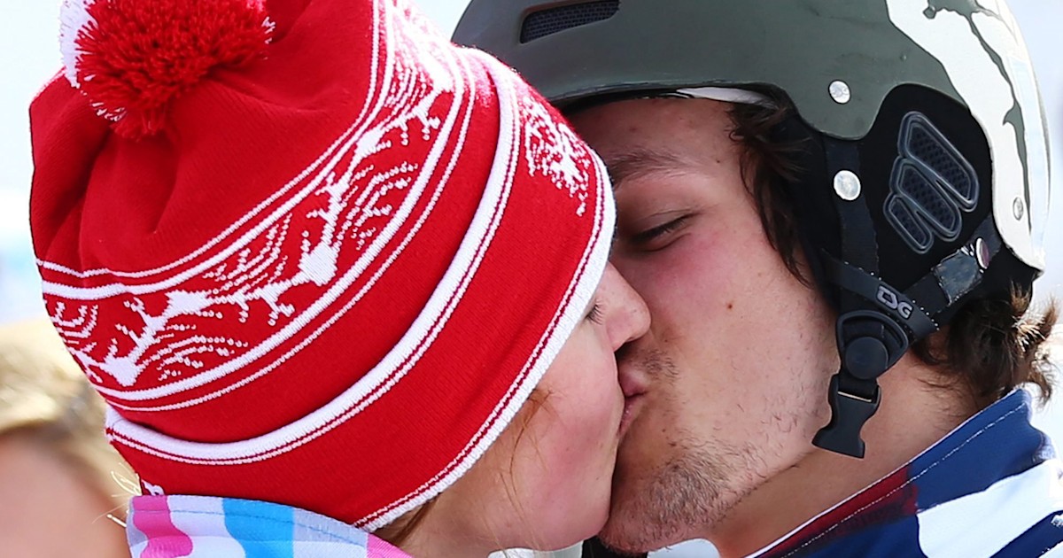 поцелуй люси и тима. видео люси и кейт. Kiss after. поцелую меган и гарри. фото пары реальное.