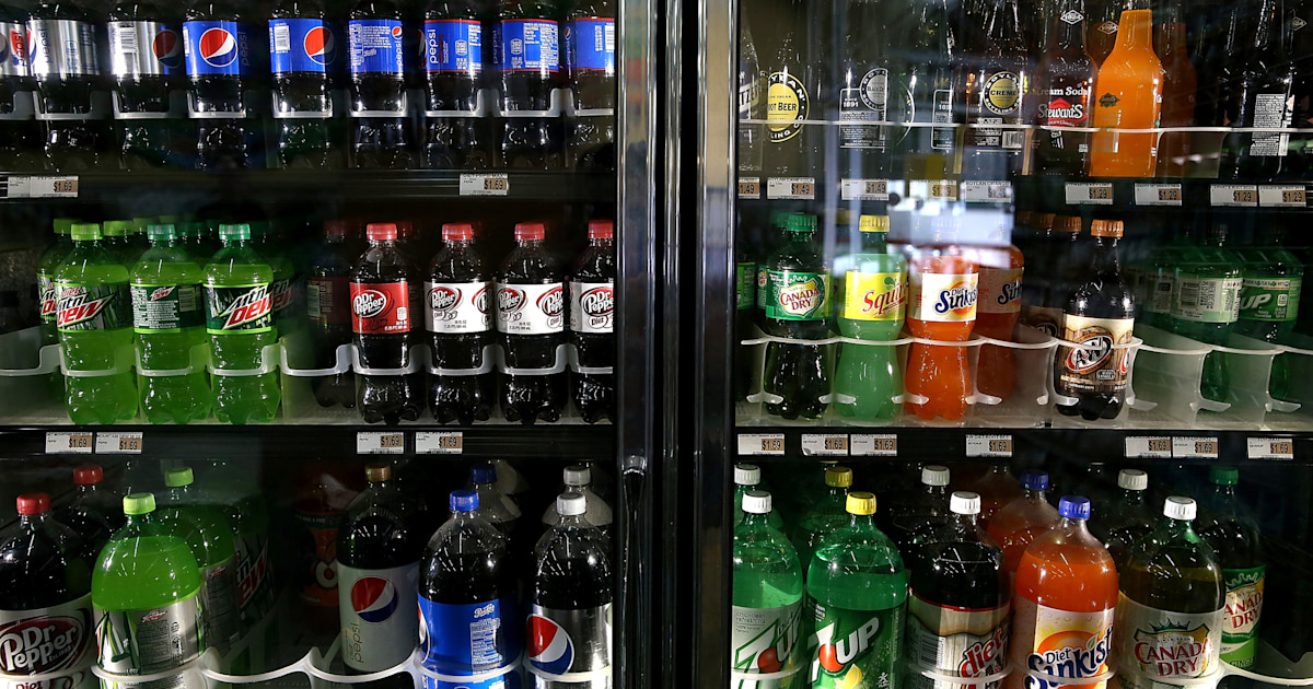 Soft drink firms still target kids, report finds