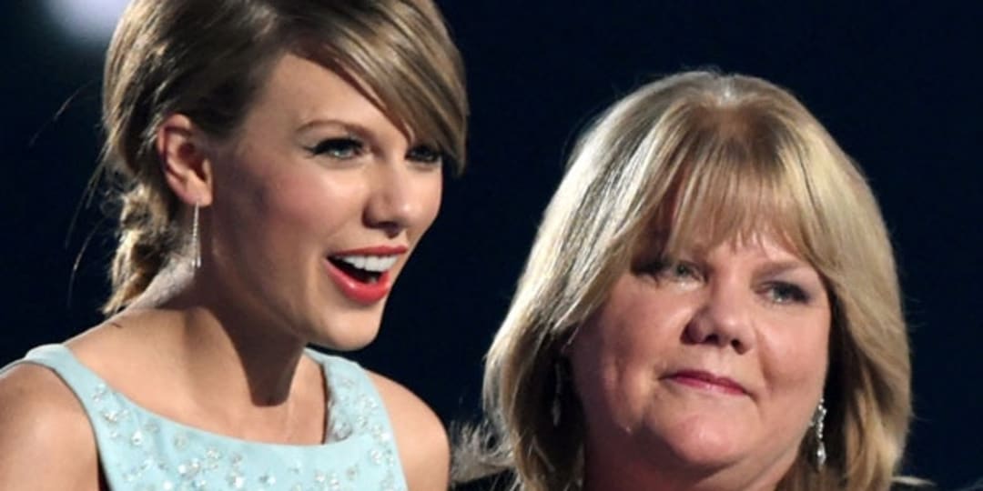 Taylor Swift and Mom Donate $50,000 to Family Impacted by Coronavirus