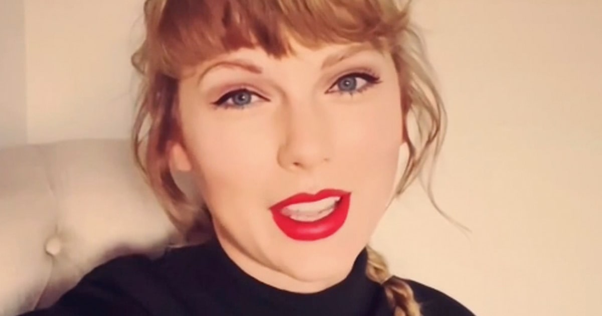 Taylor Swift Switched Up Her Hair & Fans Think It's an Easter Egg