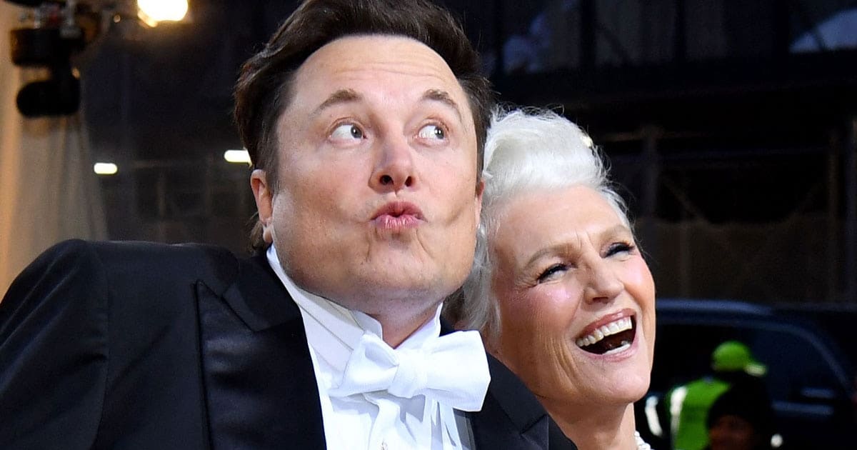 Why Elon Musk’s Mom Sleeps in a Garage When She Visits Him in Texas