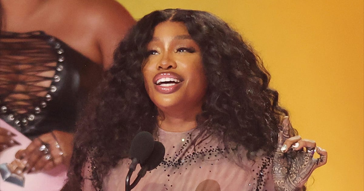 SZA's Best Looks
