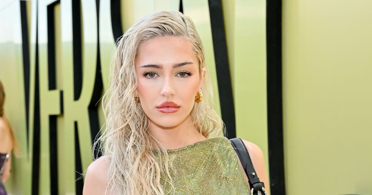 Дъщерята на Лиза Рина Дилила Бел Хамлин с подробности за „болезнената“ диагноза и операция на ендометриоза