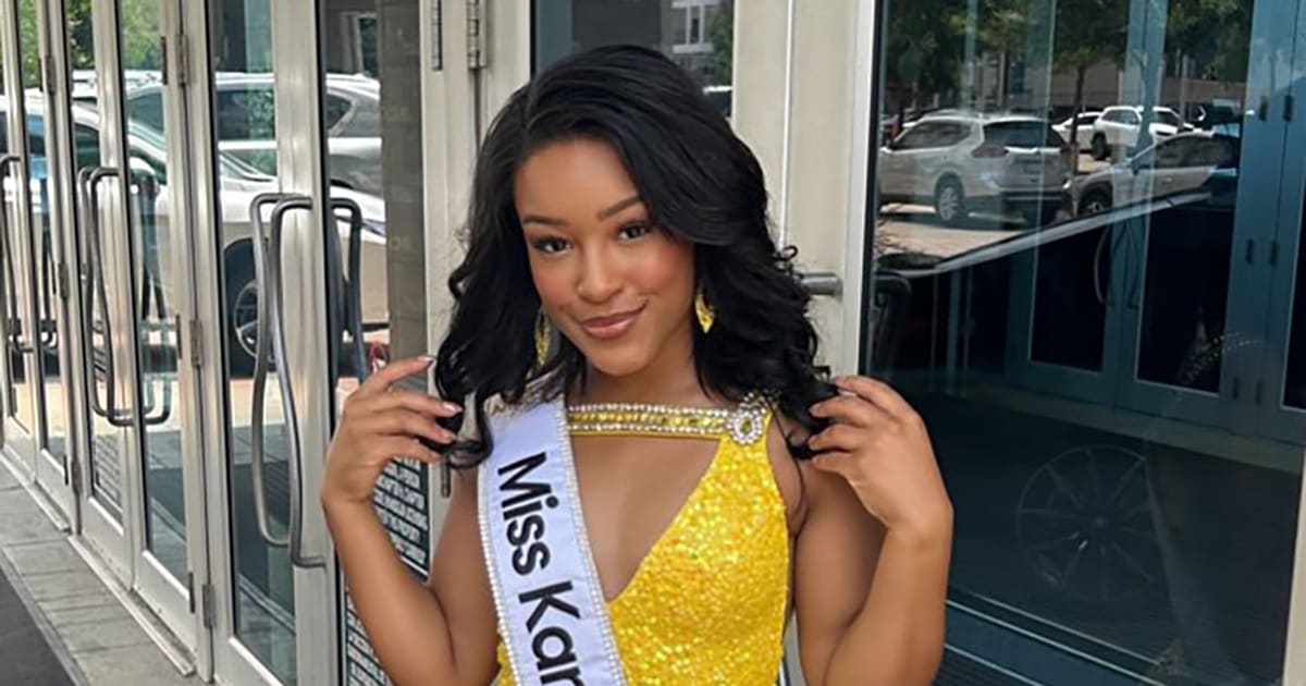 Miss Kansas Alexis Smith Calls Out Alleged Abuser Onstage in Video