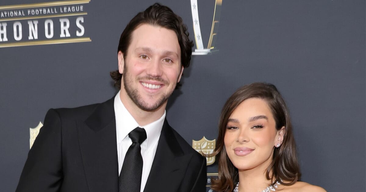 
                        How Hailee Steinfeld & Josh Allen Keep Private Romance on Their Turf
     ...
