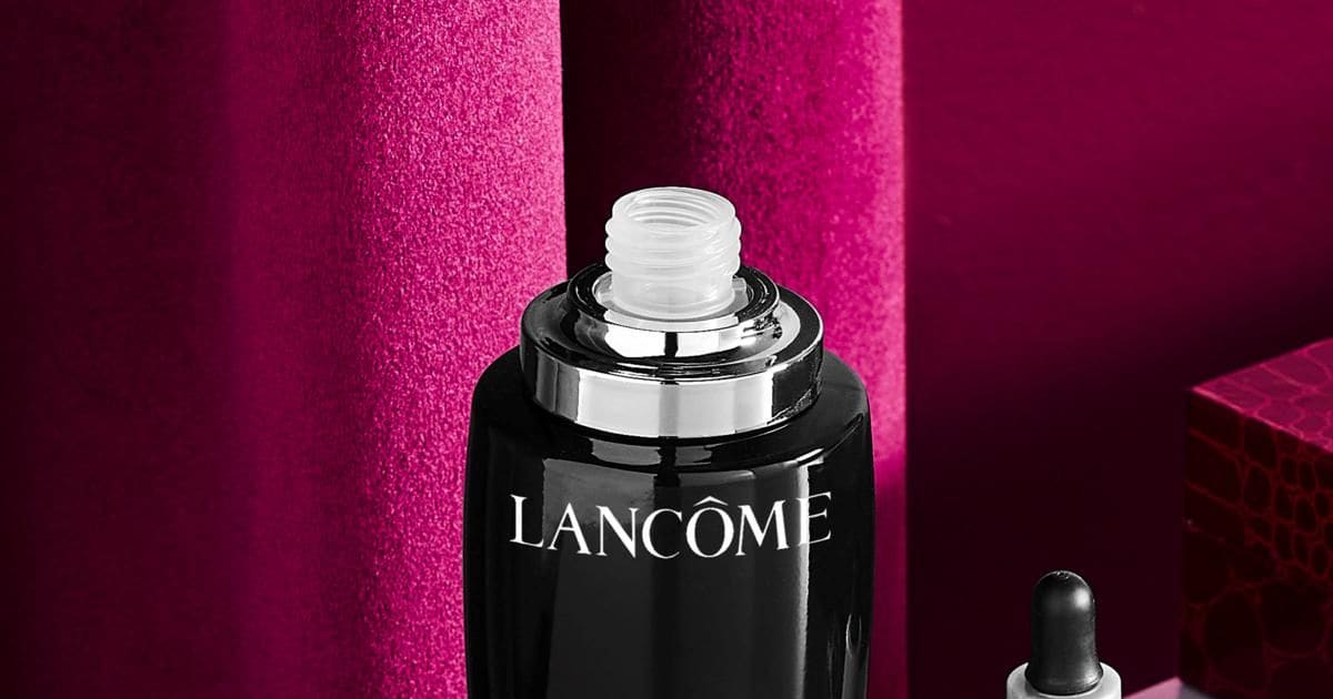 El suero de recuperación Holy Grail Genifique Ultimate de Lancôme tiene un 47 % de descuento para enfermeras registradas El suero de recuperación Holy Grail Genifique Ultimate de Lancôme tiene un 47 % de descuento para enfermeras registradas