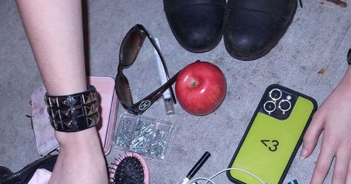 Los mejores regalos para personas con todas las chicas del pop en su Spotify envueltas