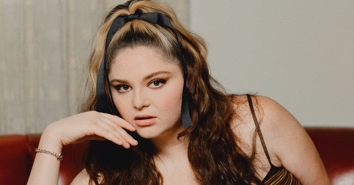 La edición objetivo de Megan Stalter incluye vinilo BRAT y Wicked Gifts