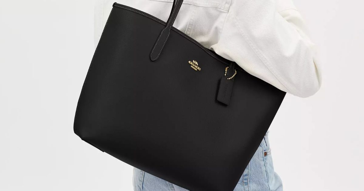 Este bolso de Coach Outlet literalmente combina con todo y cuesta menos de 0 Este bolso de Coach Outlet literalmente combina con todo y cuesta menos de 0