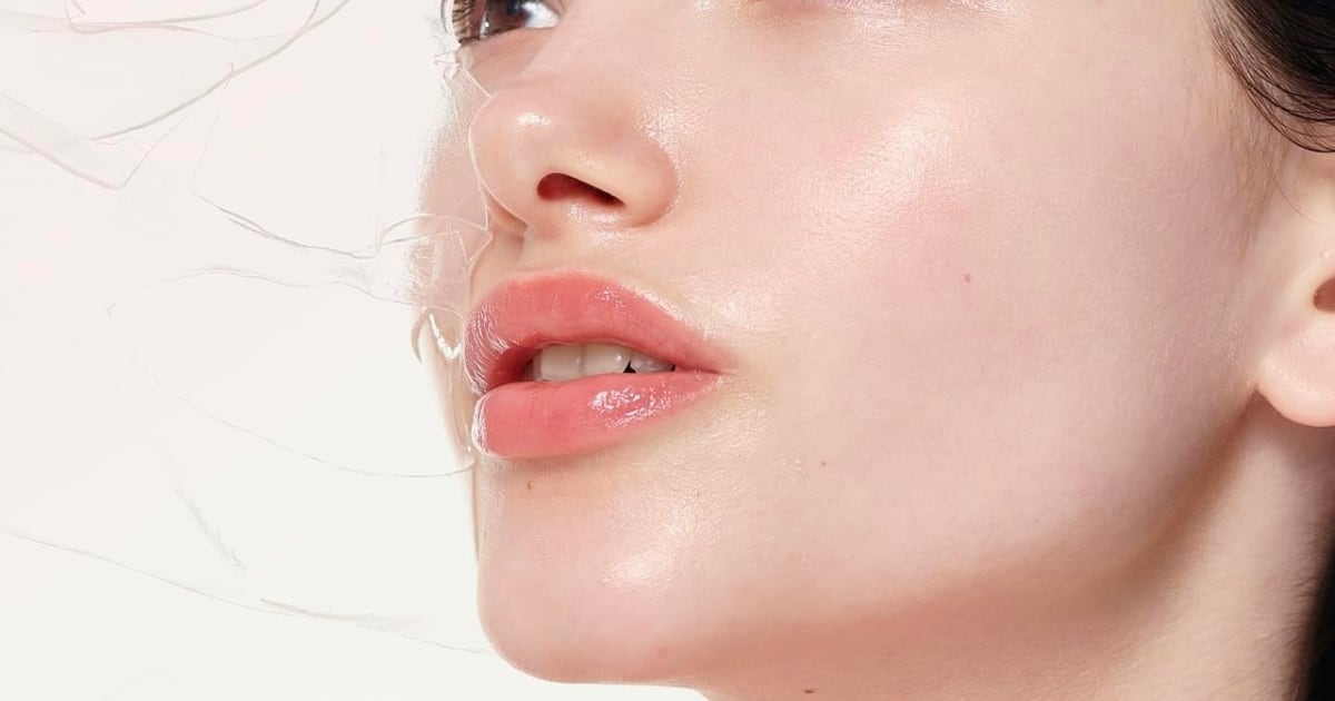 
                        'Glass Skin' Is Backâ€”These Are the Skincare Products That Deliver
 ...