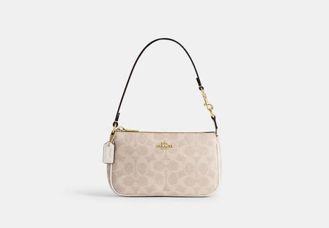 Coach Nolita 19