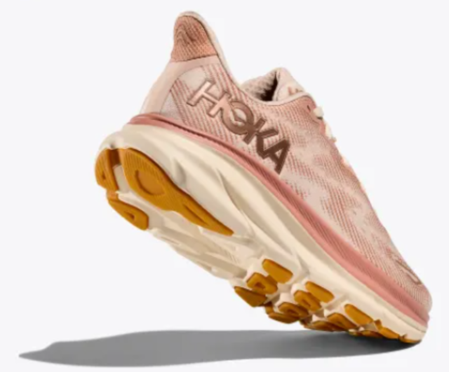 Hoka Clifton 9