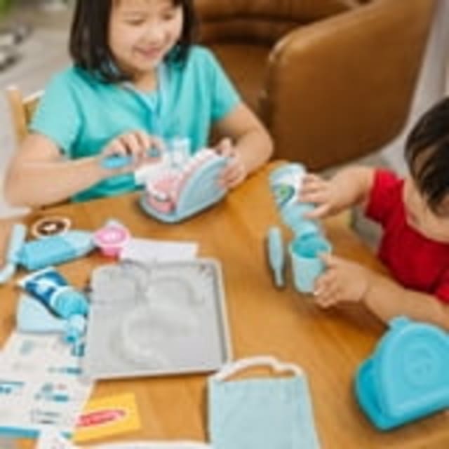 Melissa & Doug Super Smile Dentist Kit